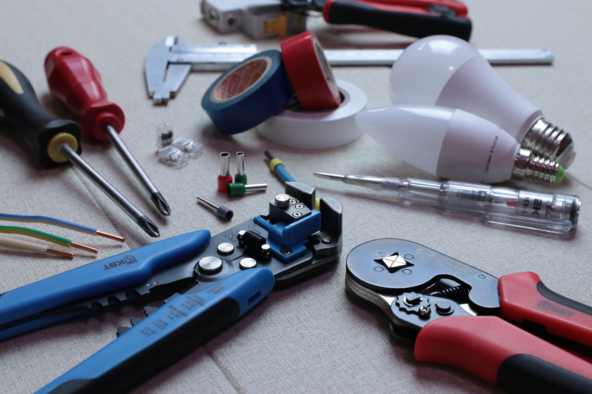  Elektrik Malzemelerinde Kalite ve Güvenilirlik Neden Önemlidir?